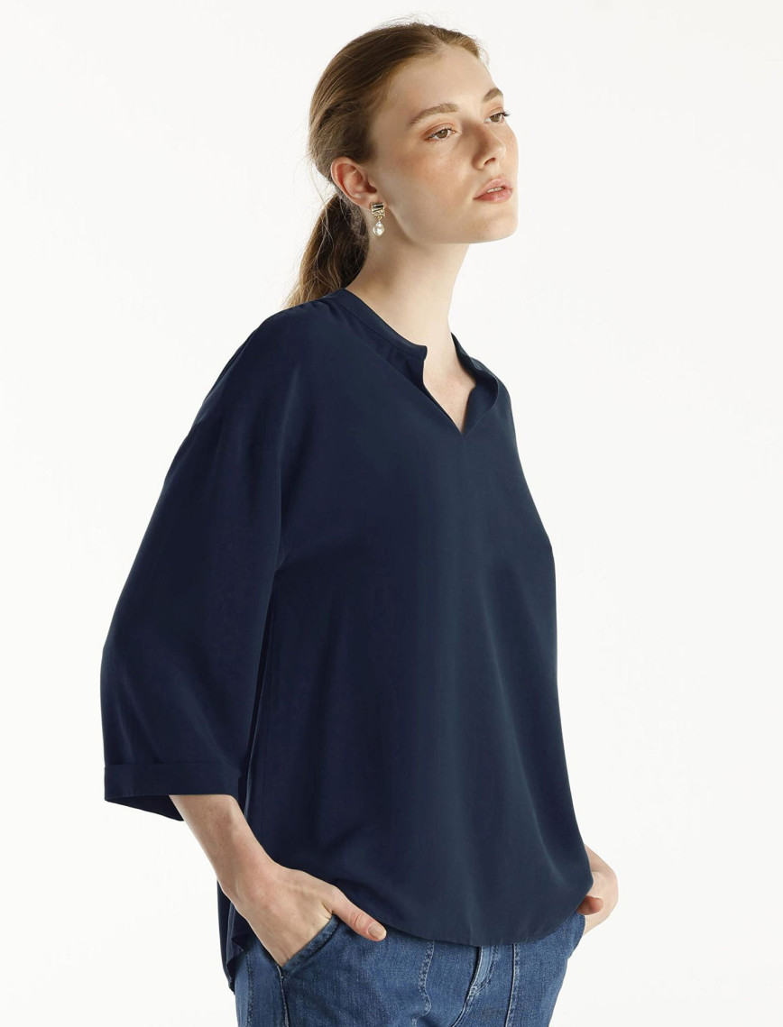 YARGICI Yaka Detaylı Bluz YARGICI Yaka Detaylı Bluz