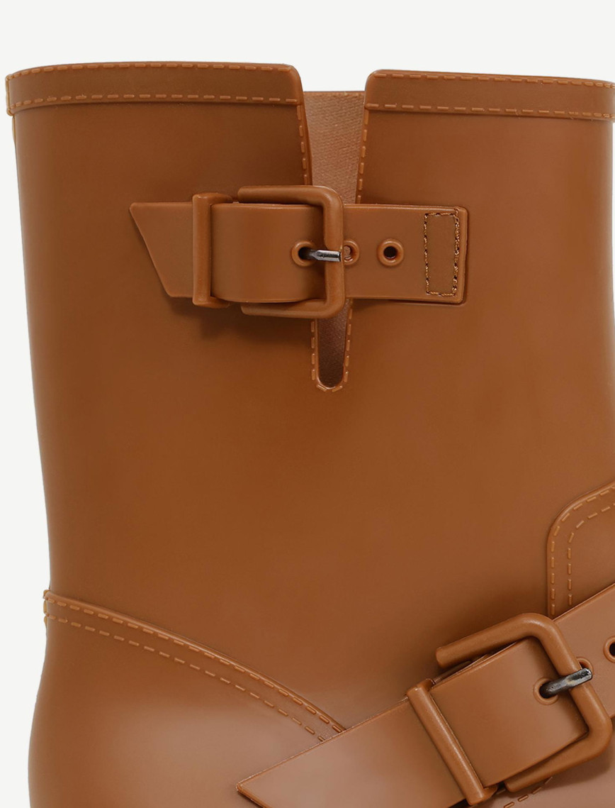 YARGICI Toka Detaylı Kısa Yağmur Botu YARGICI Toka Detaylı Kısa Yağmur Botu