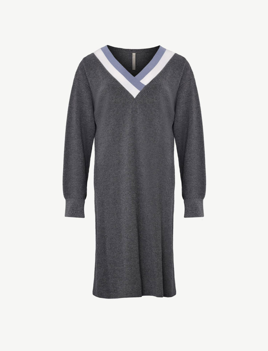 YARGICI V-Yakalı Triko Elbise YARGICI V-Yakalı Triko Elbise