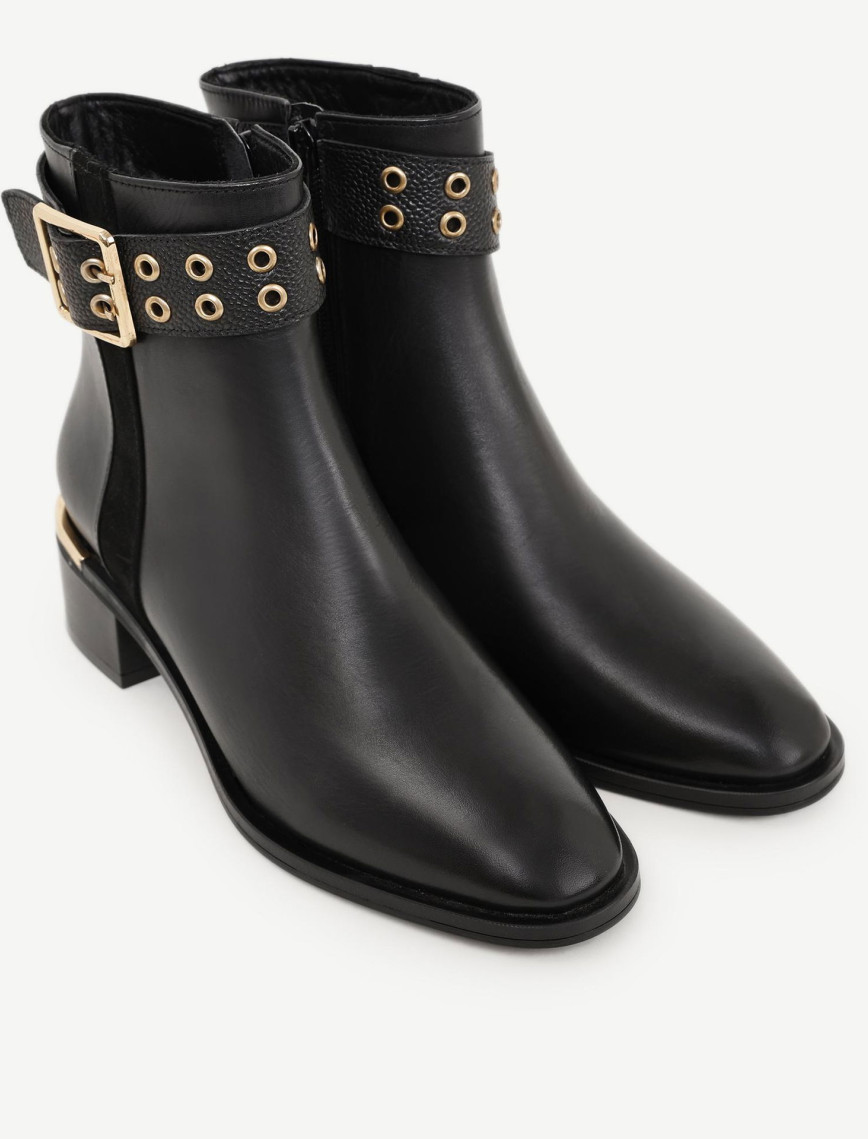 YARGICI Metal Topuk Ve Toka Detaylı Deri Bot YARGICI Metal Topuk Ve Toka Detaylı Deri Bot