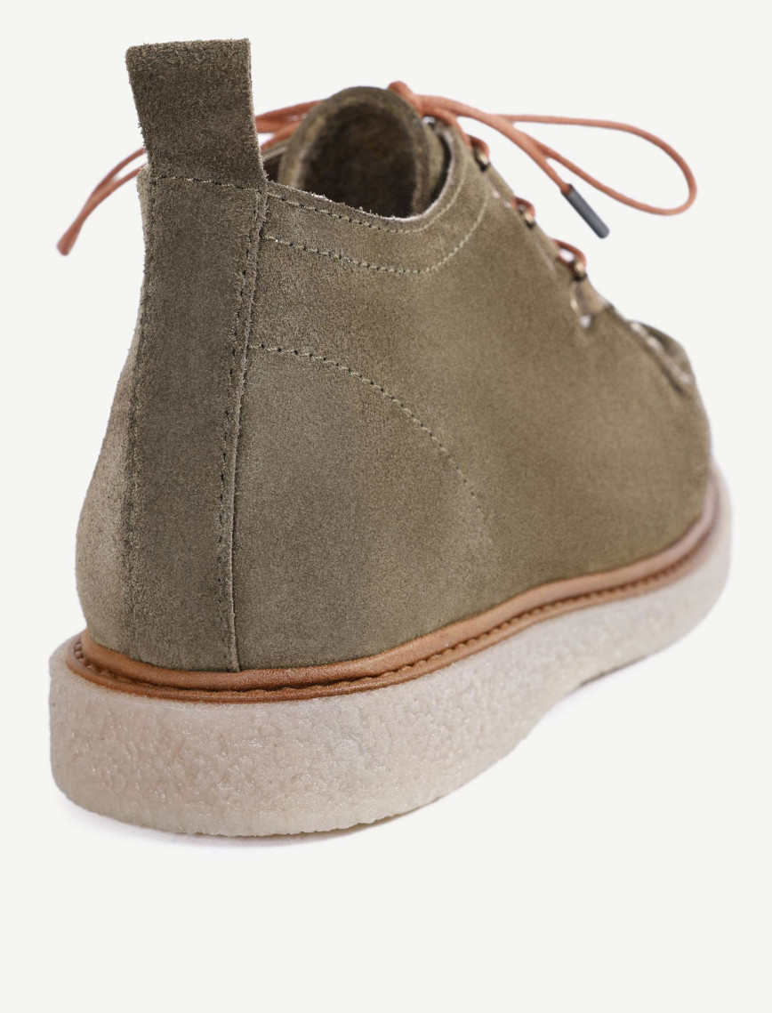 YARGICI Retro Görünümlü Bağcıklı Bot YARGICI Retro Görünümlü Bağcıklı Bot