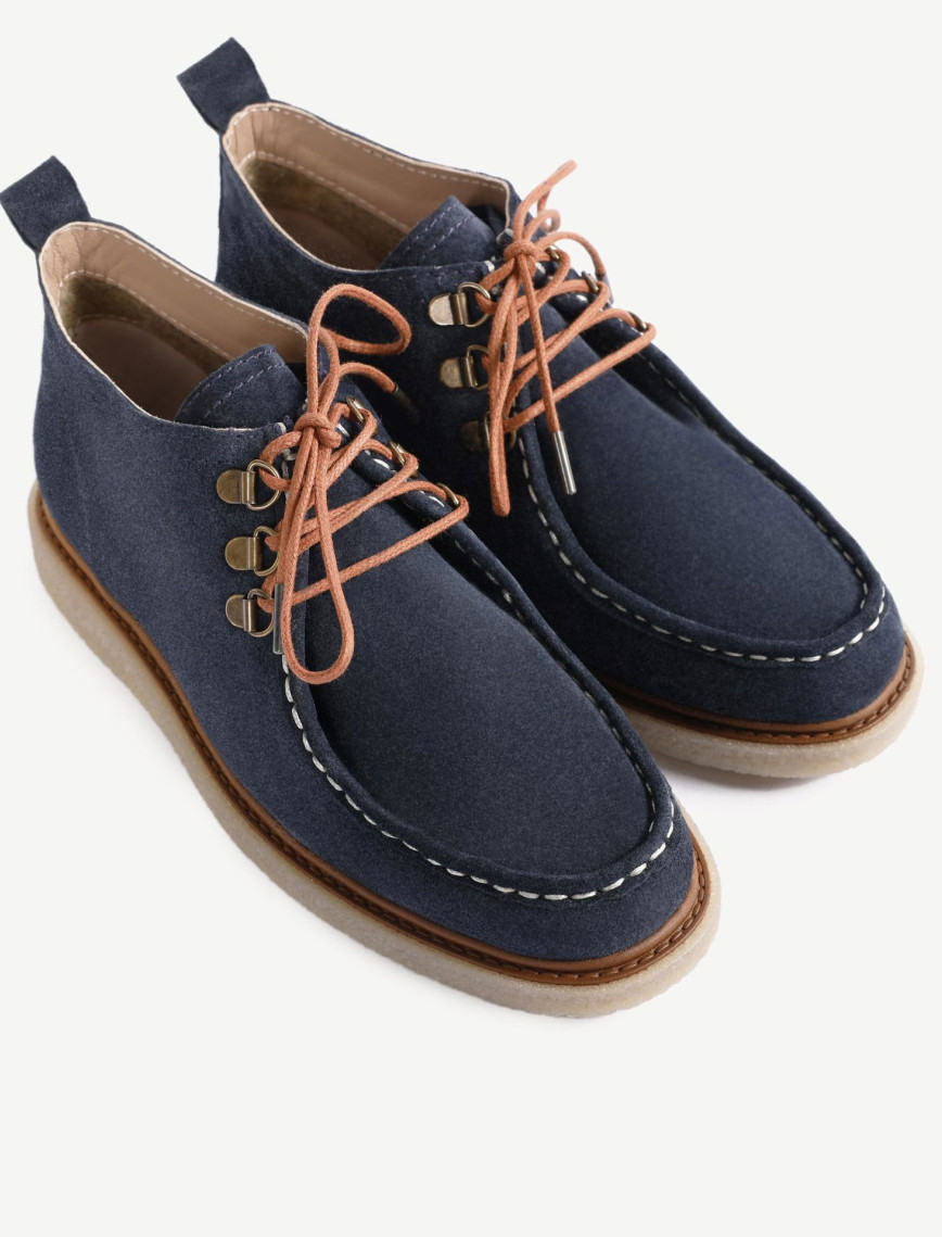 YARGICI Retro Görünümlü Bağcıklı Bot YARGICI Retro Görünümlü Bağcıklı Bot