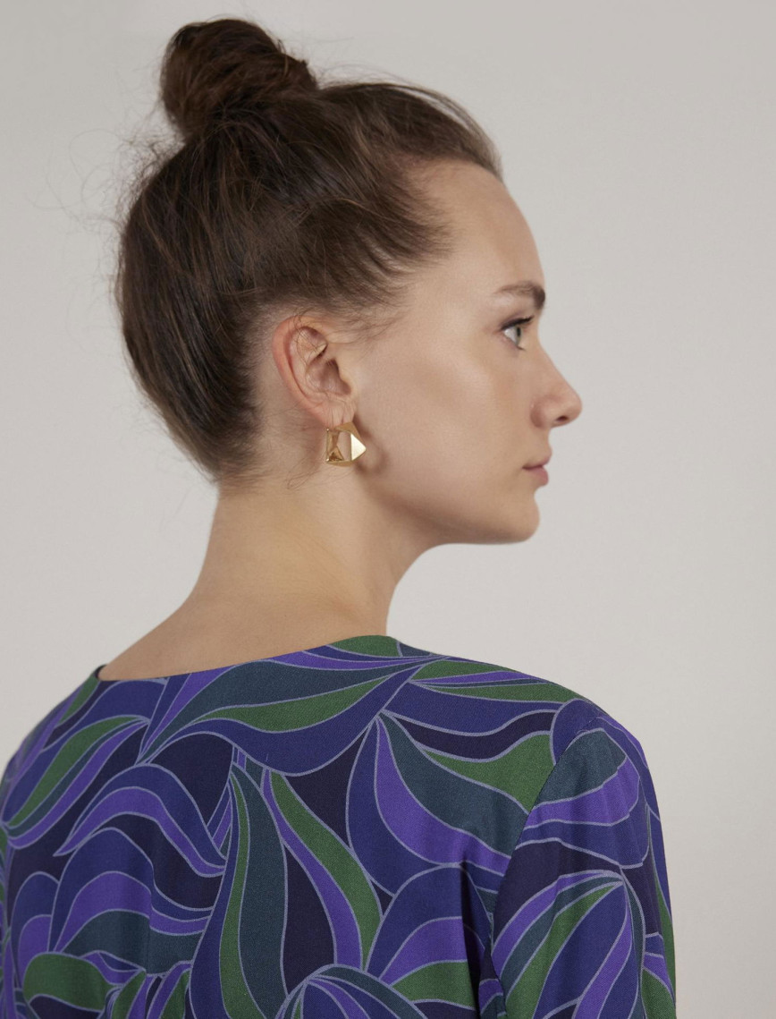 YARGICI V Yaka Elbise YARGICI V Yaka Elbise