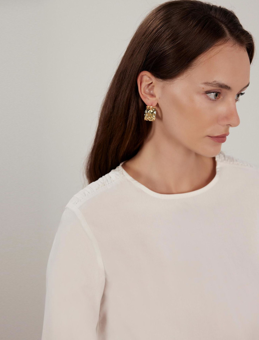 YARGICI Omuz Detaylı Bluz YARGICI Omuz Detaylı Bluz