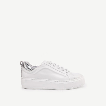 YARGICI Kabartma Detaylı Deri Sneakers