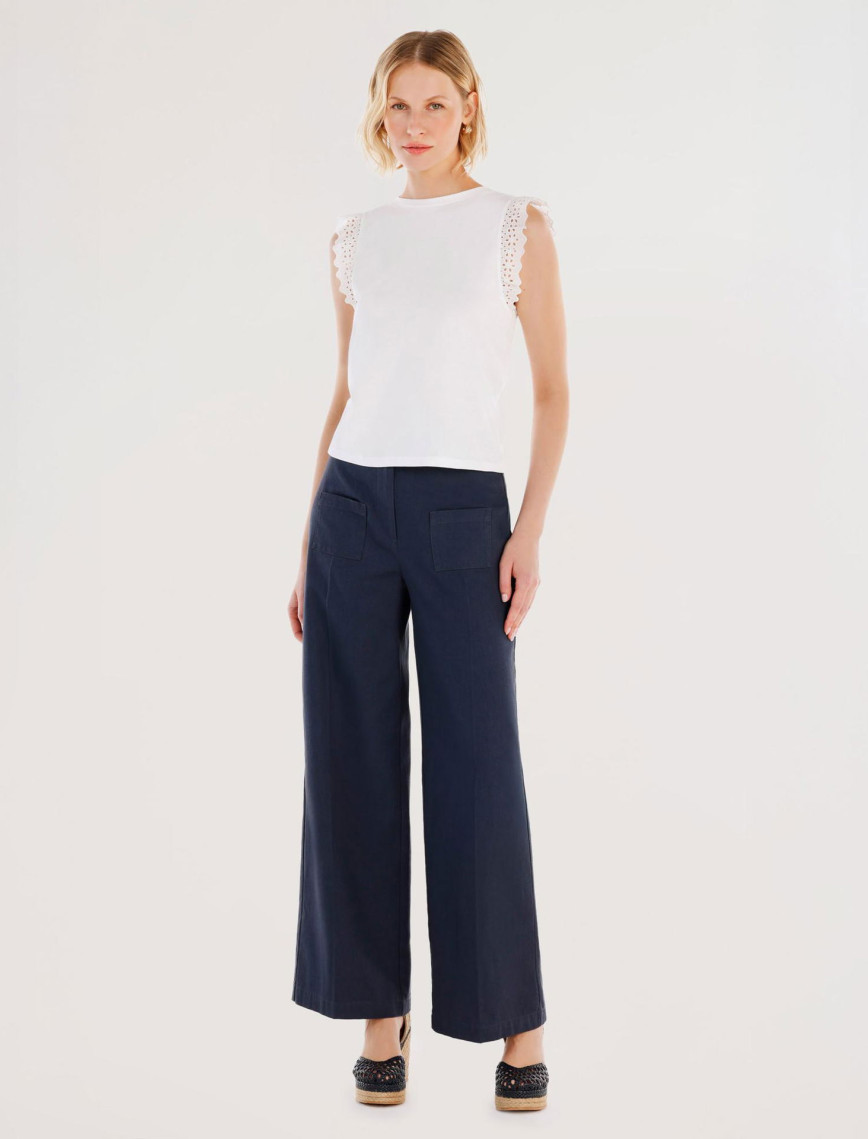 YARGICI Brode Detaylı Bisiklet Yaka Kolsuz T-shirt YARGICI Brode Detaylı Bisiklet Yaka Kolsuz T-shirt