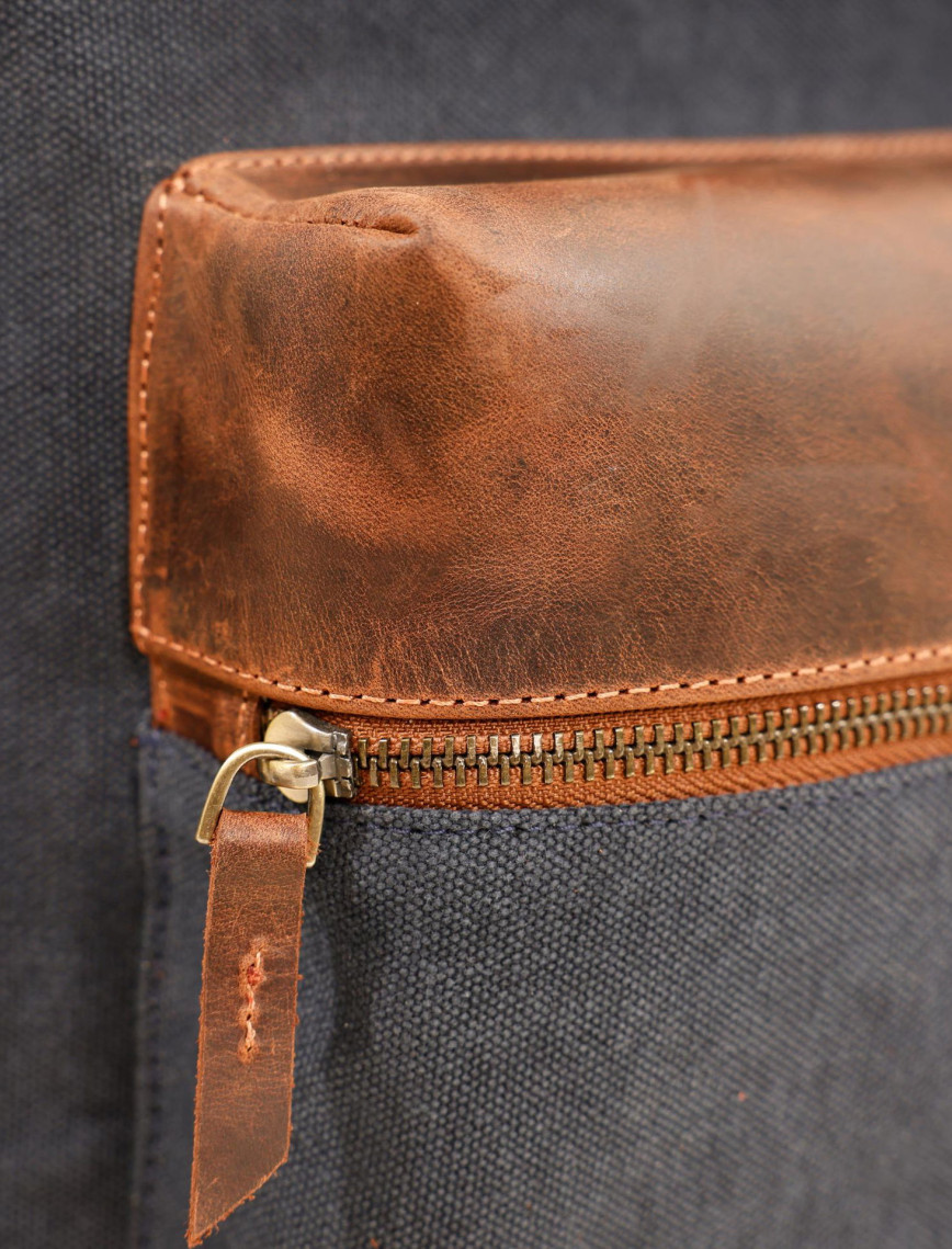 YARGICI Deri Cep Detaylı Canvas Sırt Çantası YARGICI Deri Cep Detaylı Canvas Sırt Çantası