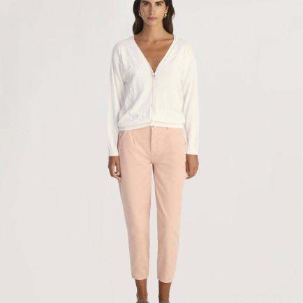 YARGICI V Yaka Nakışlı Hırka YARGICI V Yaka Nakışlı Hırka