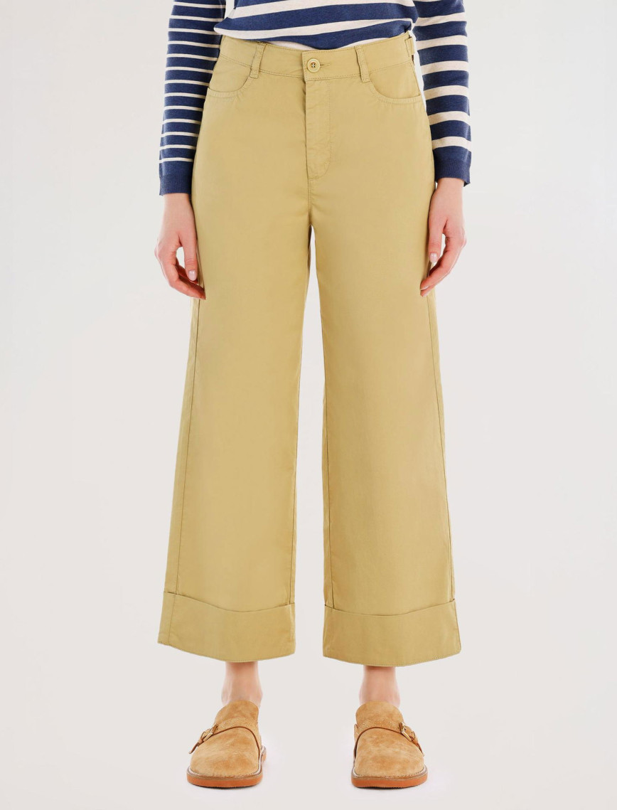 Kemer Detaylı Yüksek Bel Geniş Paça Pantolon Kemer Detaylı Yüksek Bel Geniş Paça Pantolon