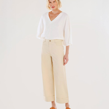 Kemer Detaylı Yüksek Bel Geniş Paça Pantolon Kemer Detaylı Yüksek Bel Geniş Paça Pantolon