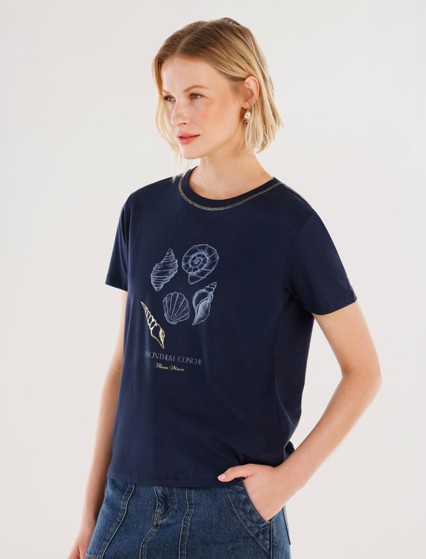 YARGICI Dikiş Detaylı Kısa Kollu T-shirt YARGICI Dikiş Detaylı Kısa Kollu T-shirt