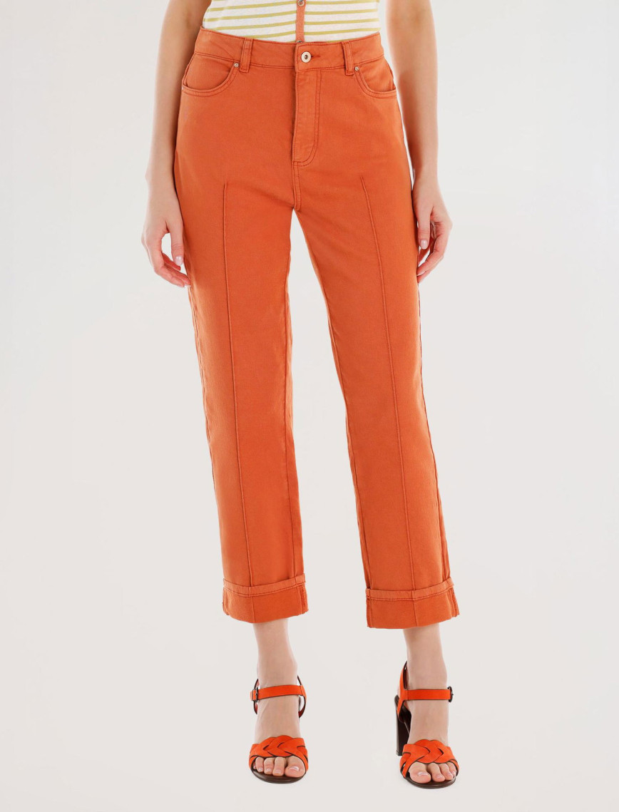 Paça Detaylı Normal Bel Boru Paça Pantolon Paça Detaylı Normal Bel Boru Paça Pantolon