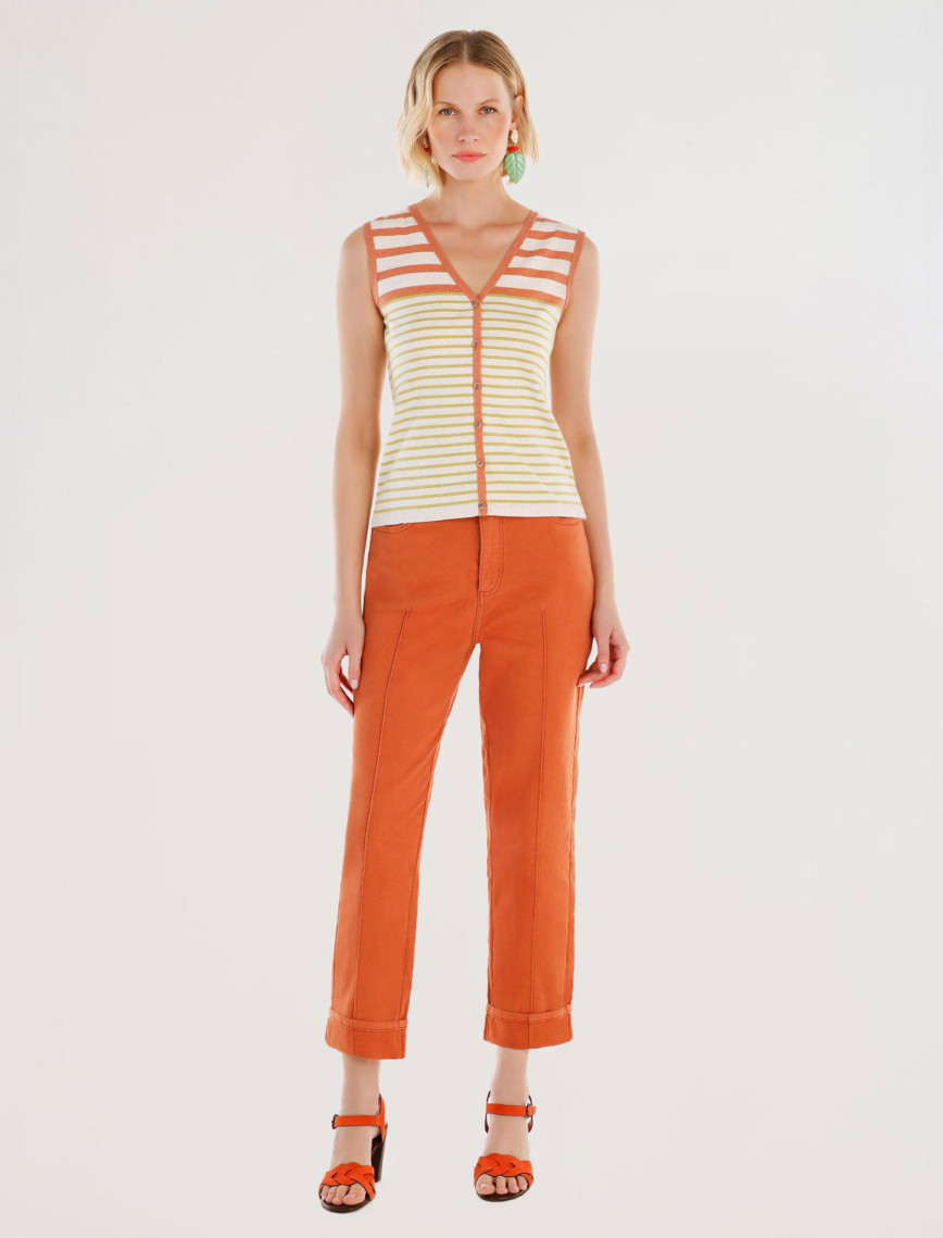 Paça Detaylı Normal Bel Boru Paça Pantolon Paça Detaylı Normal Bel Boru Paça Pantolon