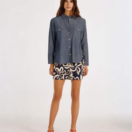 YARGICI Yırtmaç Detaylı Uzun Kollu Denim Gömlek YARGICI Yırtmaç Detaylı Uzun Kollu Denim Gömlek