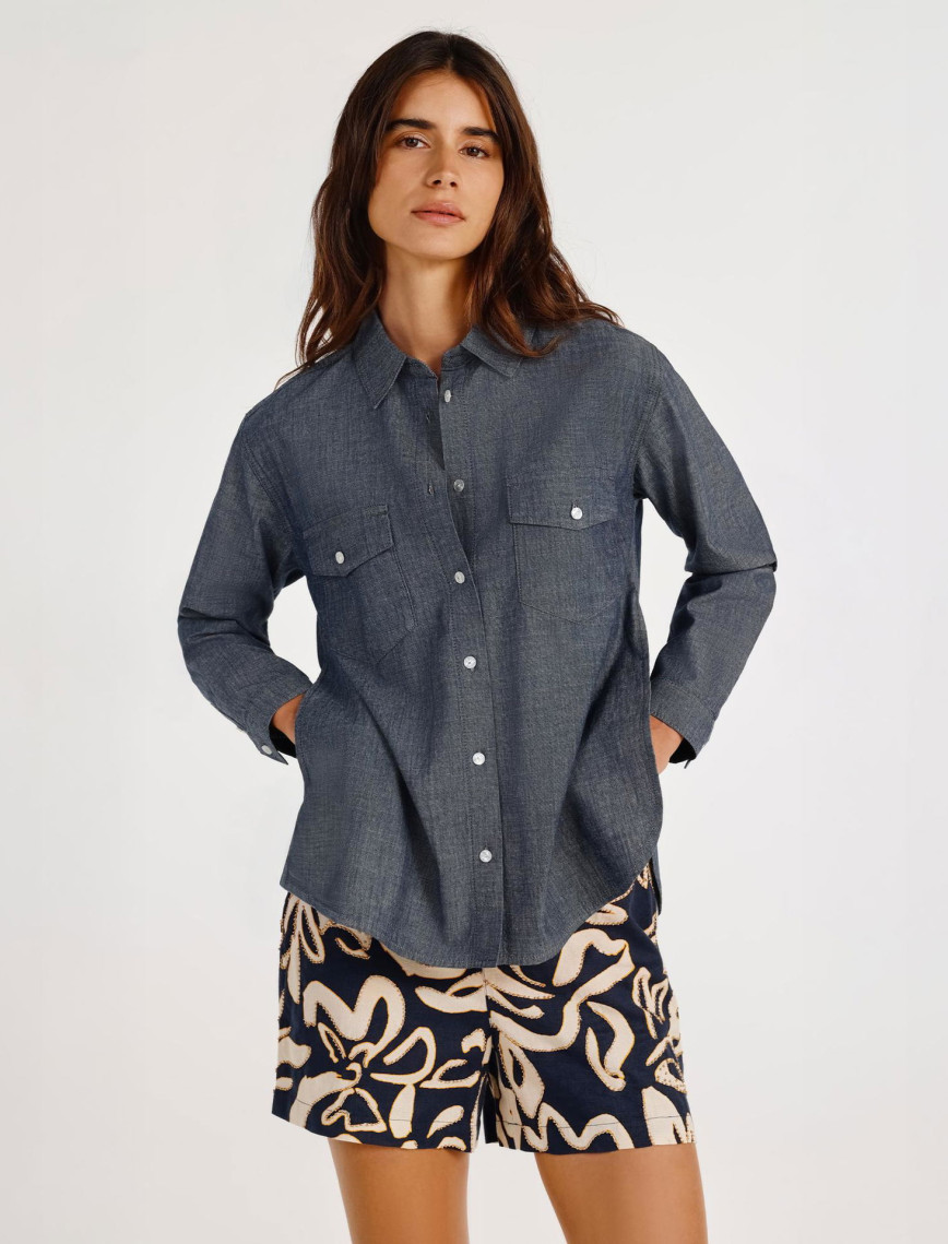 YARGICI Yırtmaç Detaylı Uzun Kollu Denim Gömlek YARGICI Yırtmaç Detaylı Uzun Kollu Denim Gömlek