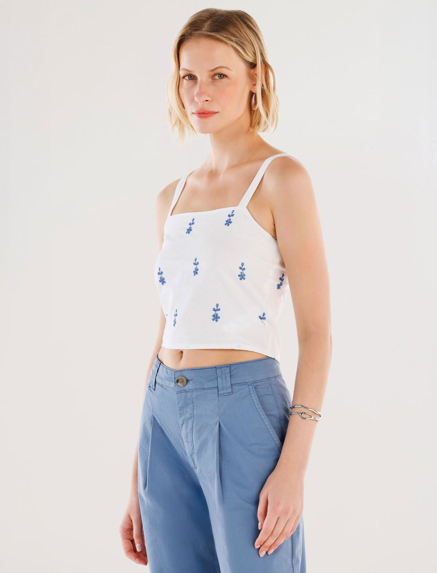 YARGICI Askılı Nakış Detaylı Bluz YARGICI Askılı Nakış Detaylı Bluz