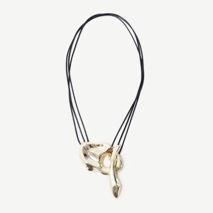 YARGICI Metal Aksesuarlın İp Kolye YARGICI Metal Aksesuarlın İp Kolye