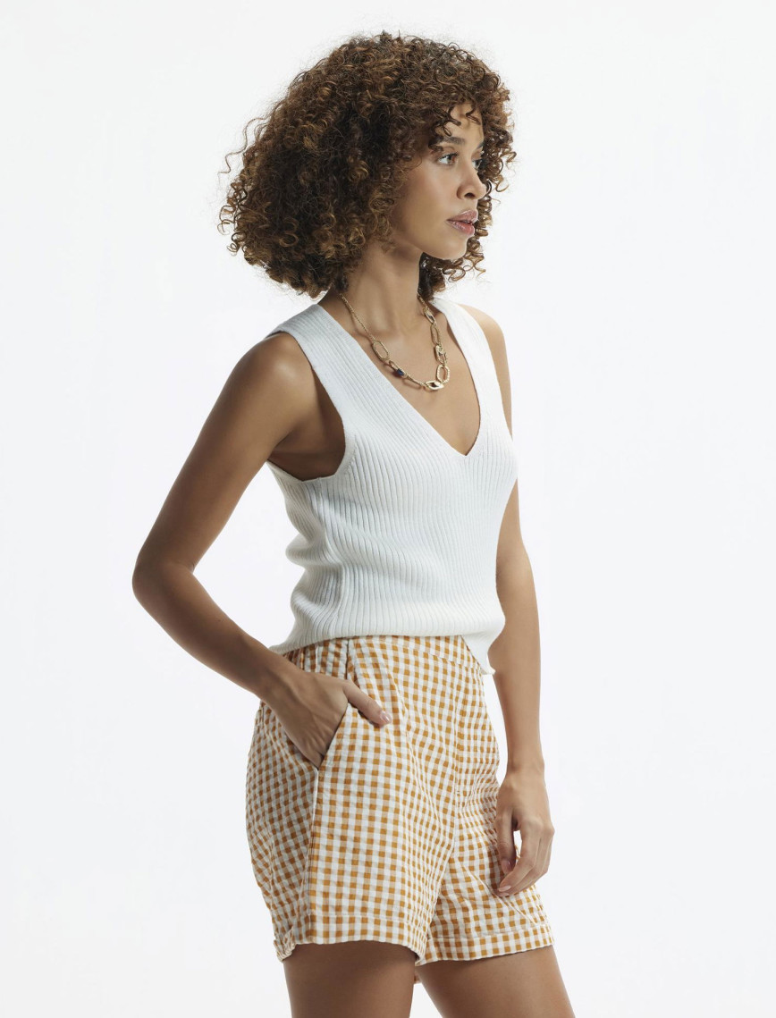 Kolsuz V Yakalı Triko Kolsuz V Yakalı Triko