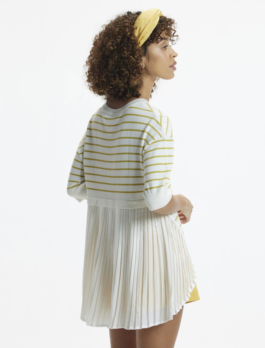 Plise Panelli Kısa Kol Triko Plise Panelli Kısa Kol Triko