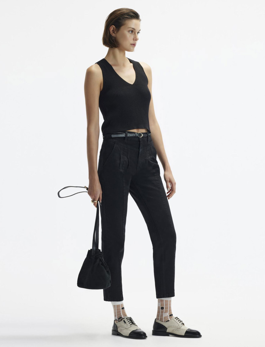 Kolsuz V Yakalı Triko Kolsuz V Yakalı Triko