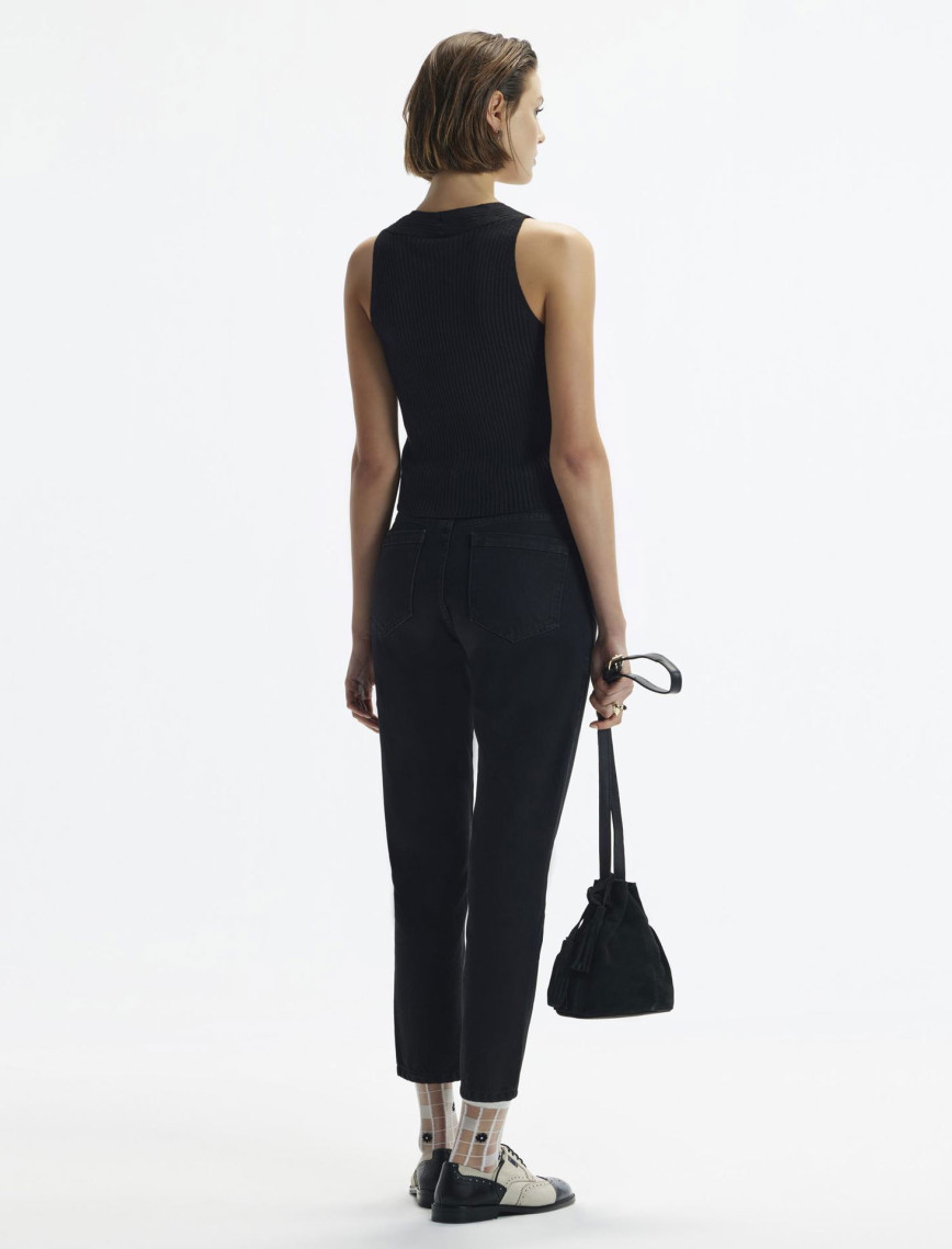 Kolsuz V Yakalı Triko Kolsuz V Yakalı Triko