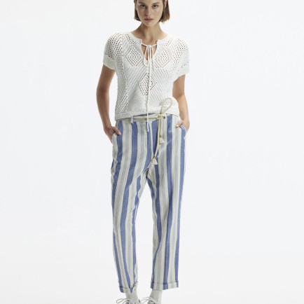 YARGICI Düz Kesim Duble Paça Kemerli Pantolon YARGICI Düz Kesim Duble Paça Kemerli Pantolon