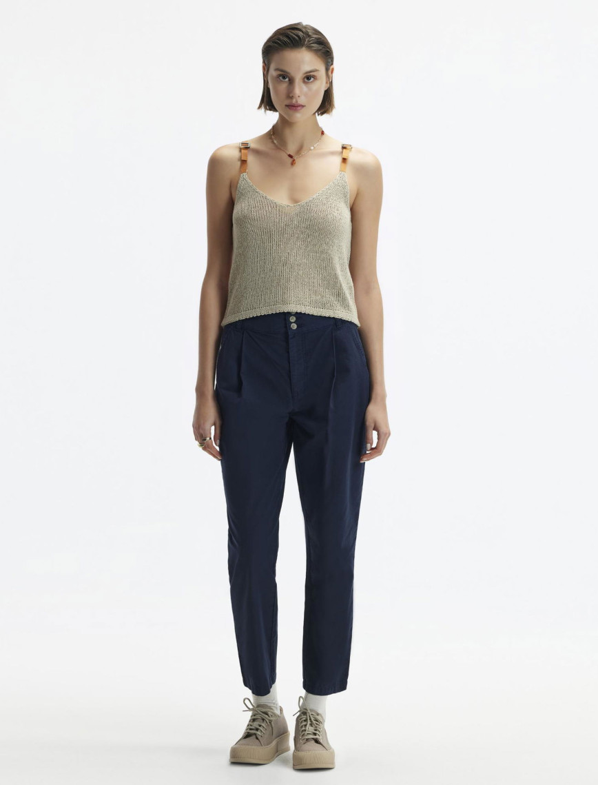 YARGICI Düz Kesim Kalın Kemerli Pensli Pantolon YARGICI Düz Kesim Kalın Kemerli Pensli Pantolon