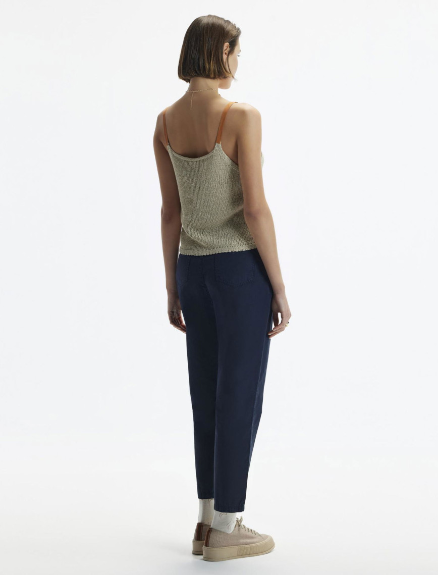 YARGICI Düz Kesim Kalın Kemerli Pensli Pantolon YARGICI Düz Kesim Kalın Kemerli Pensli Pantolon