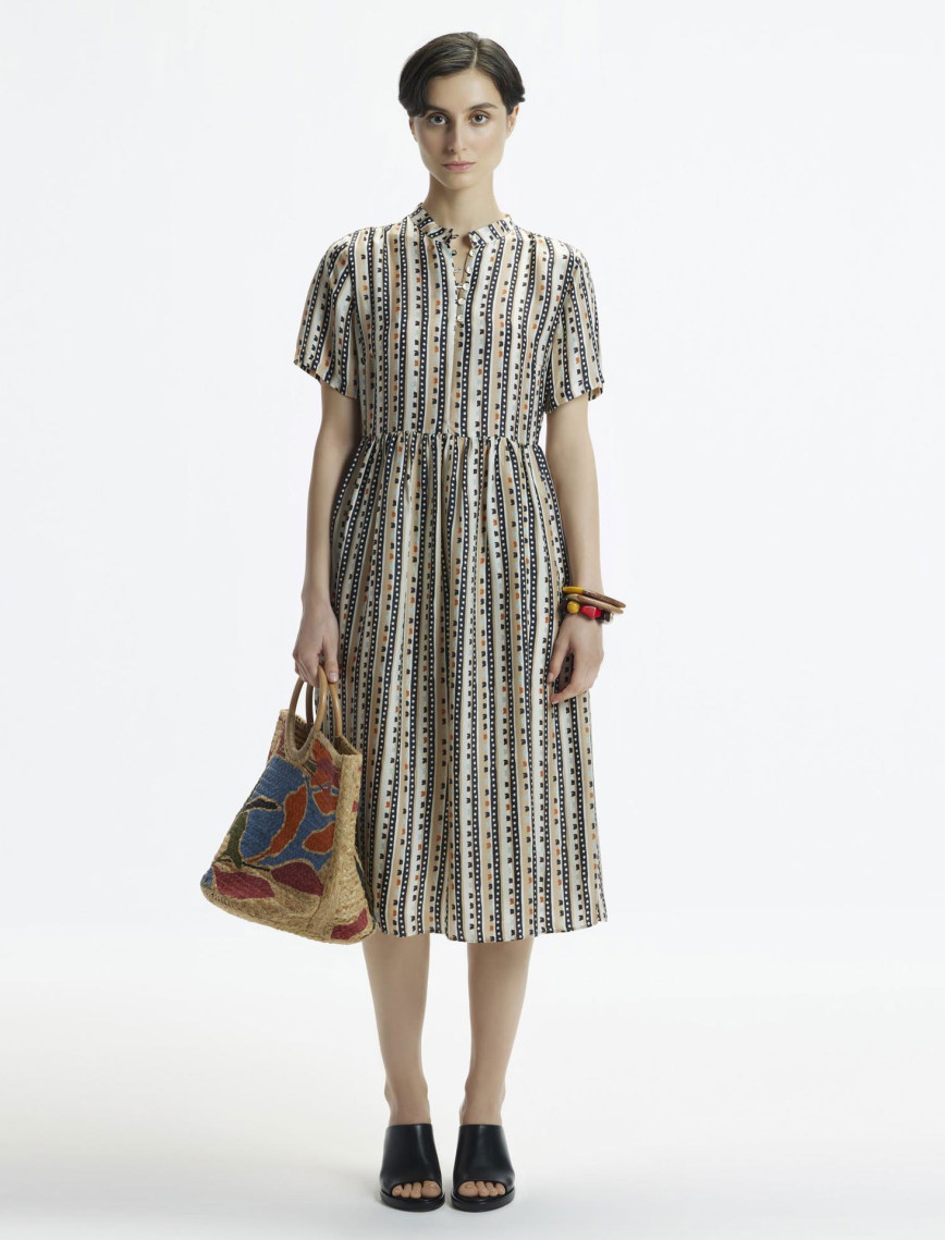 YARGICI Kısa Kollu Düğmeli Midi Boy Elbise YARGICI Kısa Kollu Düğmeli Midi Boy Elbise