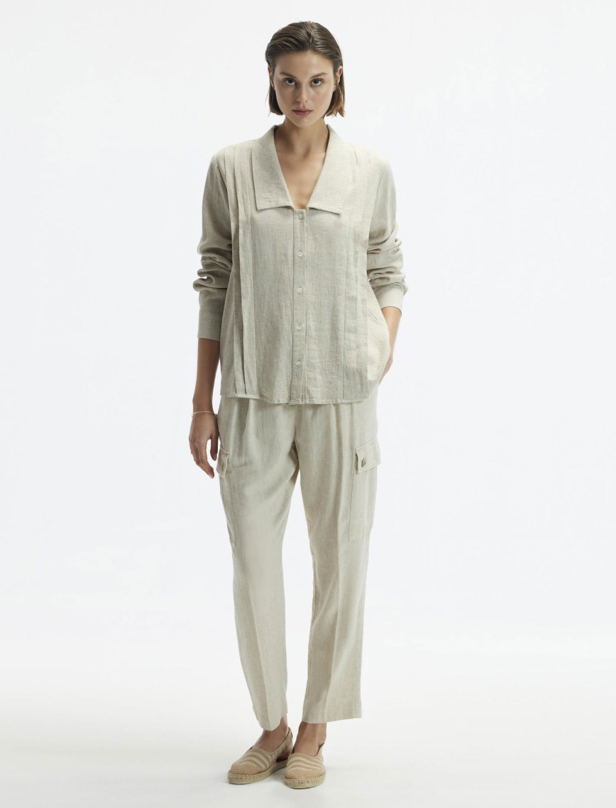 Geniş Yaka Uzun Kollu Gömlek Geniş Yaka Uzun Kollu Gömlek