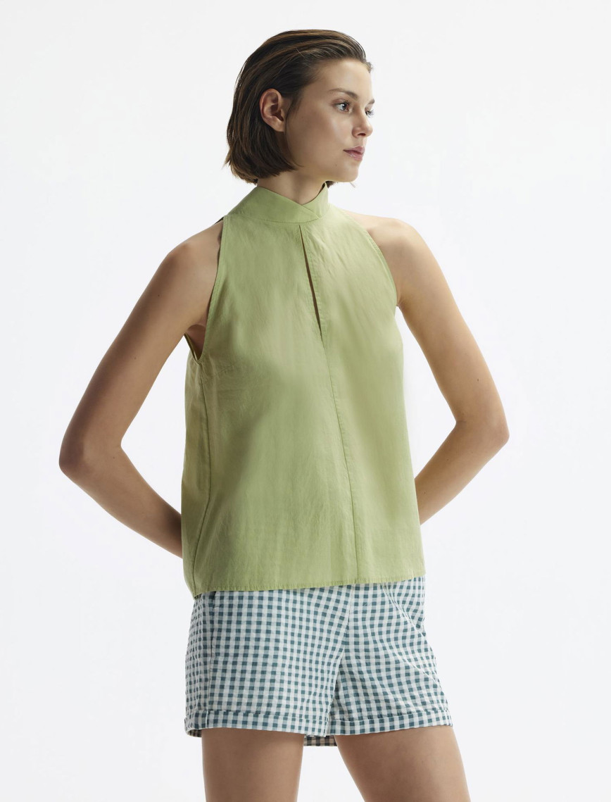 YARGICI Kolsuz Dik Yaka Bağlamalı Bluz YARGICI Kolsuz Dik Yaka Bağlamalı Bluz