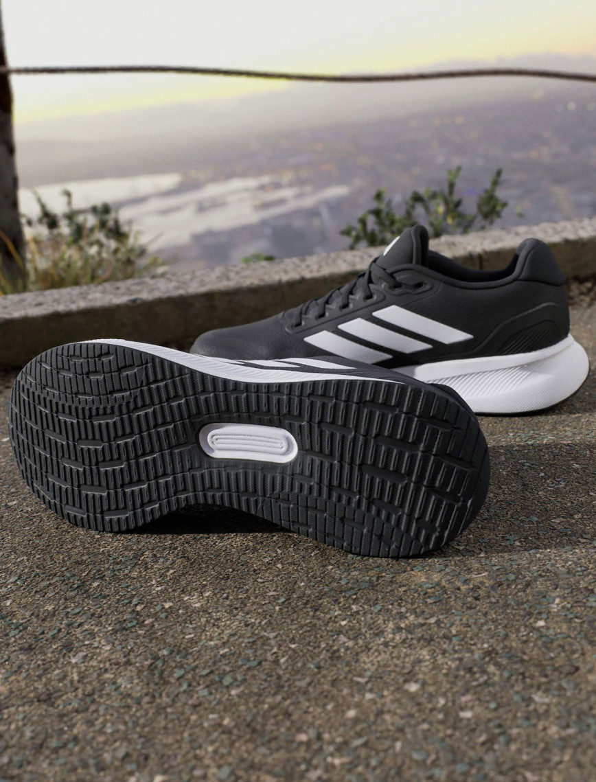 adidas Runfalcon 5 Erkek Siyah Koşu Ayakkabısı adidas Runfalcon 5 Erkek Siyah Koşu Ayakkabısı