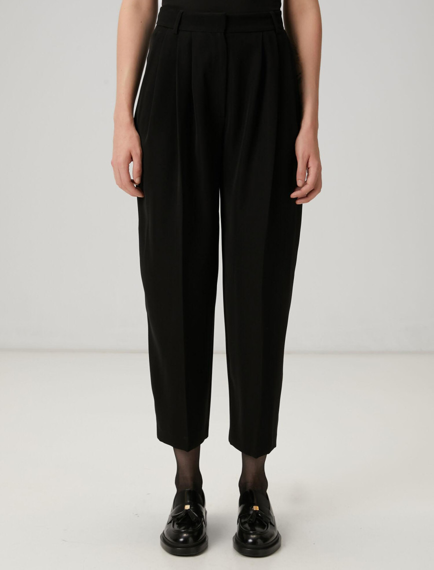 Beymen Club Kadın Siyah Pileli Pantolon Beymen Club Kadın Siyah Pileli Pantolon