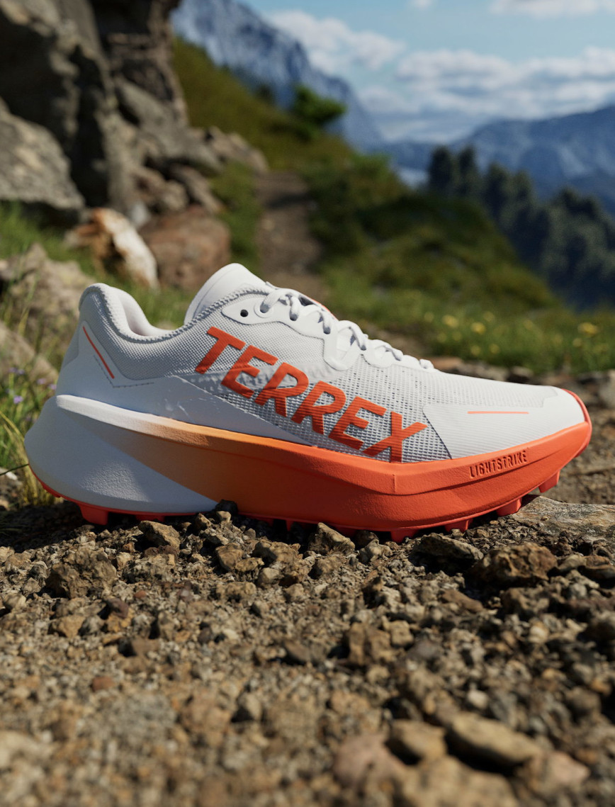 adidas Terrex Agravic 3 Arazi Kadın Beyaz Koşu Ayakkabısı adidas Terrex Agravic 3 Arazi Kadın Beyaz Koşu Ayakkabısı