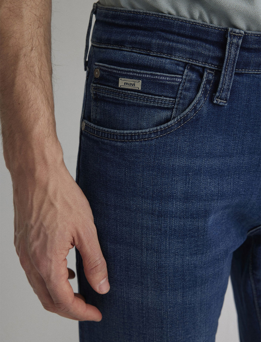 Mavi Jake Premium Blue Gölgeli Koyu Mavi Jean Pantolon 0042288222