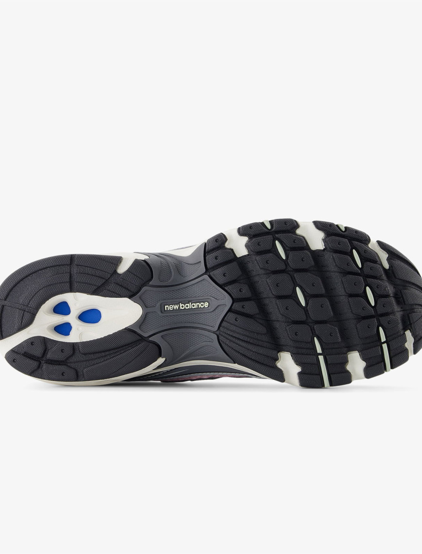 New Balance 740 Lifestyle Kadın Pembe Spor Ayakkabı New Balance 740 Lifestyle Kadın Pembe Spor Ayakkabı