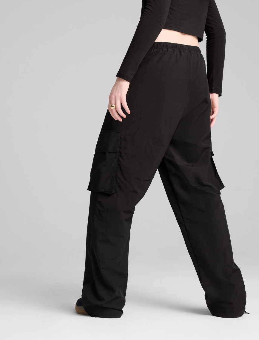 Puma Wardrobe Essentials Relaxed Kadın Siyah Eşofman Altı Puma Wardrobe Essentials Relaxed Kadın Siyah Eşofman Altı