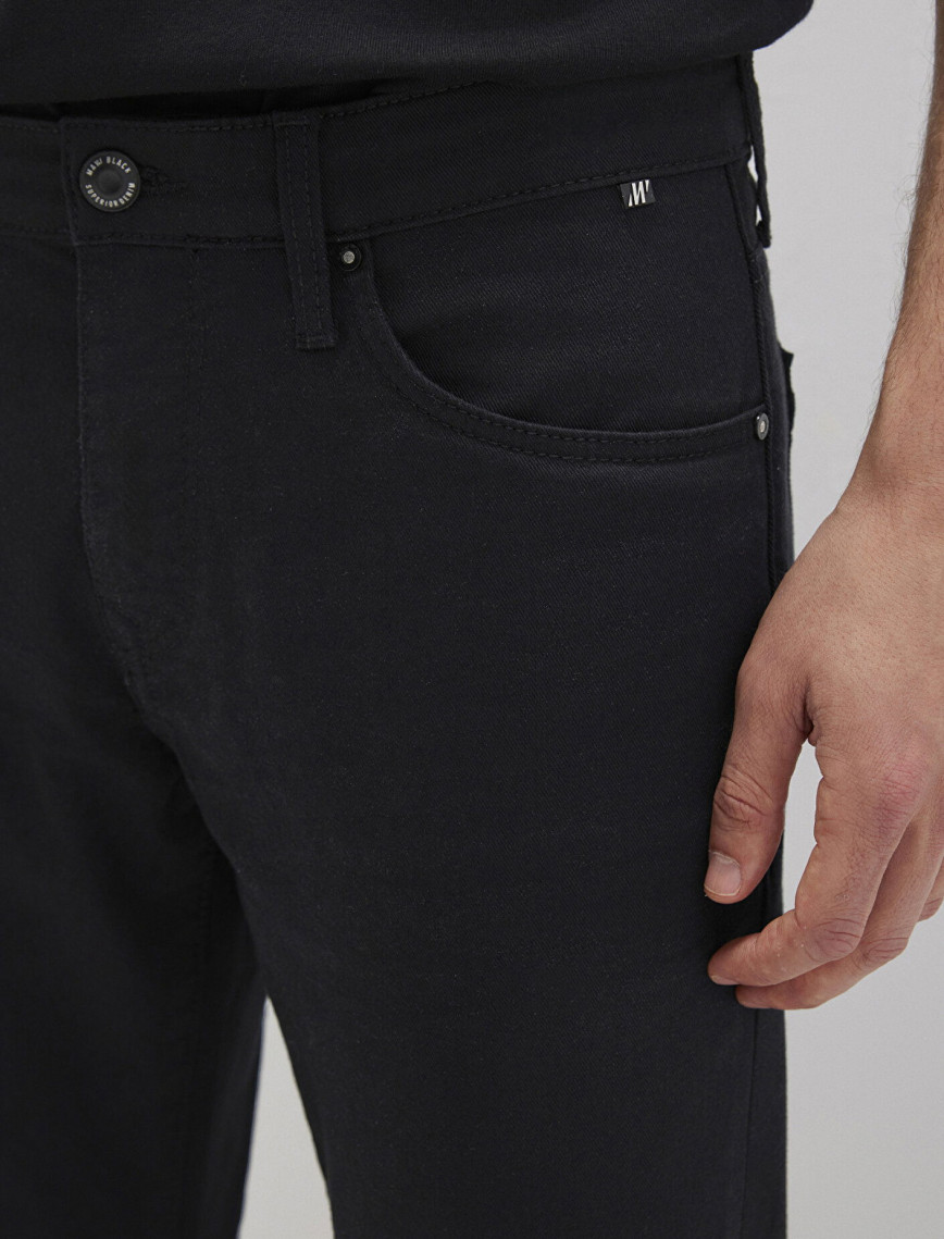 Mavi James Mavi Pro Ziftt Siyah Jean Pantolon 0042431036 Mavi James Mavi Pro Ziftt Siyah Jean Pantolon 0042431036