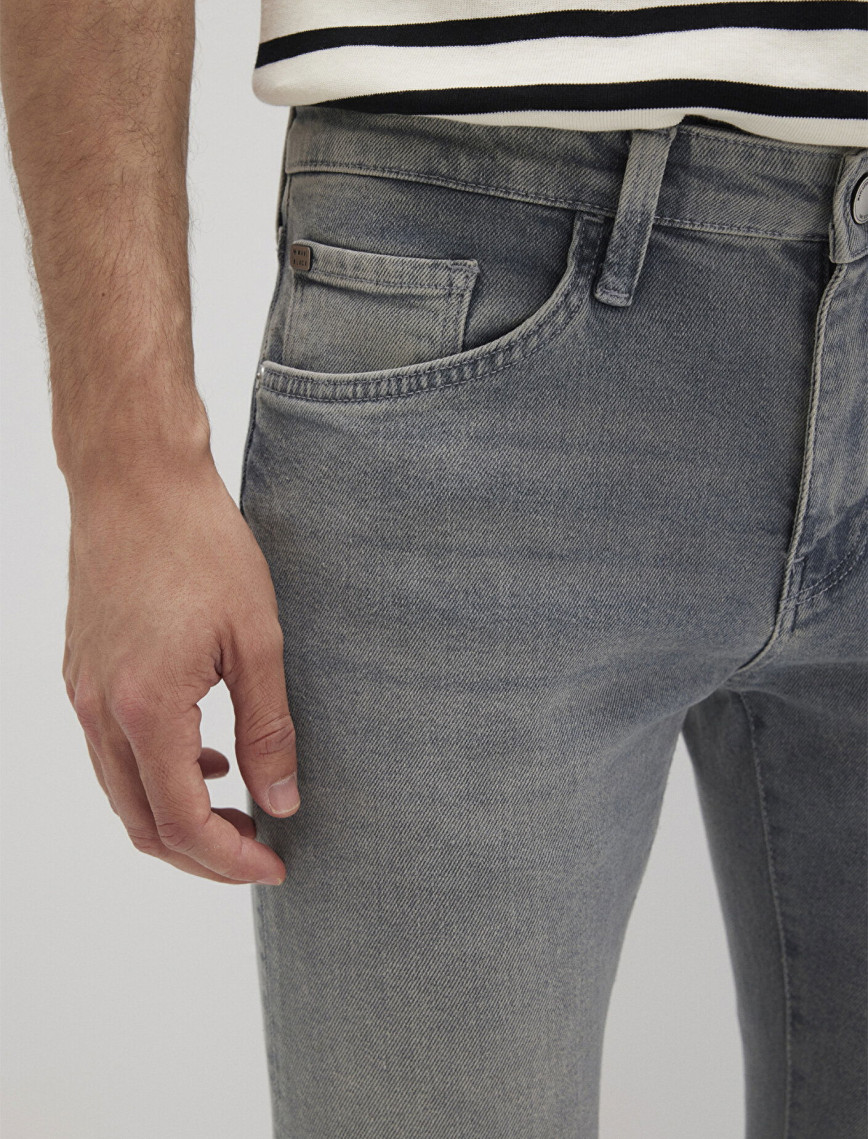 Mavi Kvnç Mavi Black Açık Gri Jean Pantolon 001070-83703 Mavi Kvnç Mavi Black Açık Gri Jean Pantolon 001070-83703