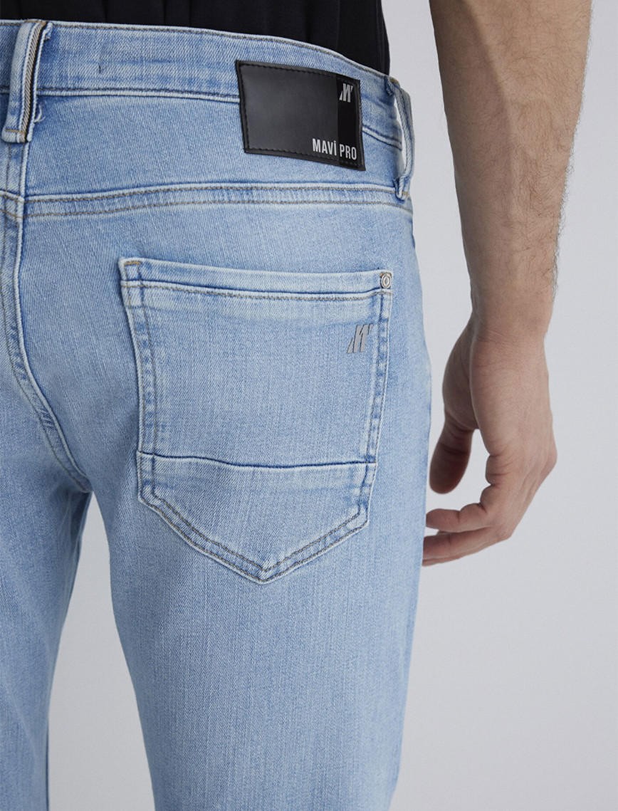 Mavi James Mavi Pro Açık Mavi Jean Pantolon 0042481969 Mavi James Mavi Pro Açık Mavi Jean Pantolon 0042481969