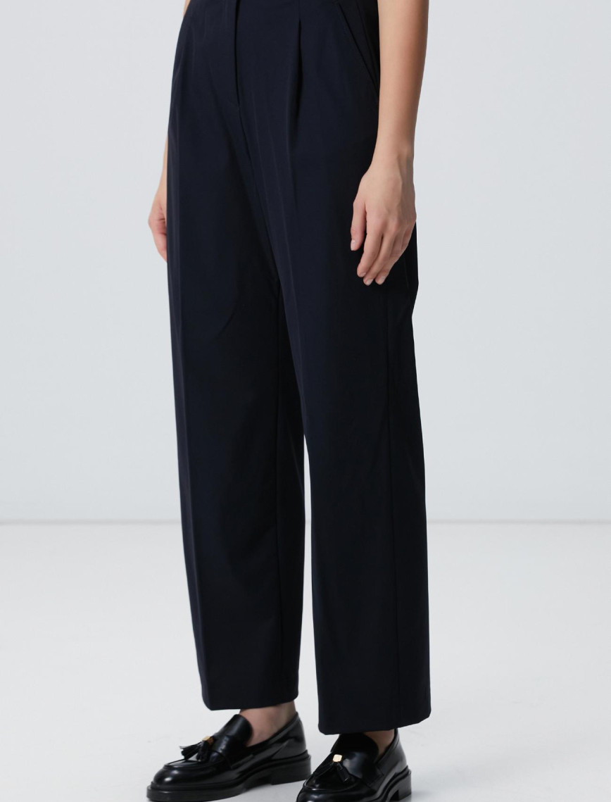 Network Kadın Lacivert Geniş Paça Basic Pantolon Network Kadın Lacivert Geniş Paça Basic Pantolon