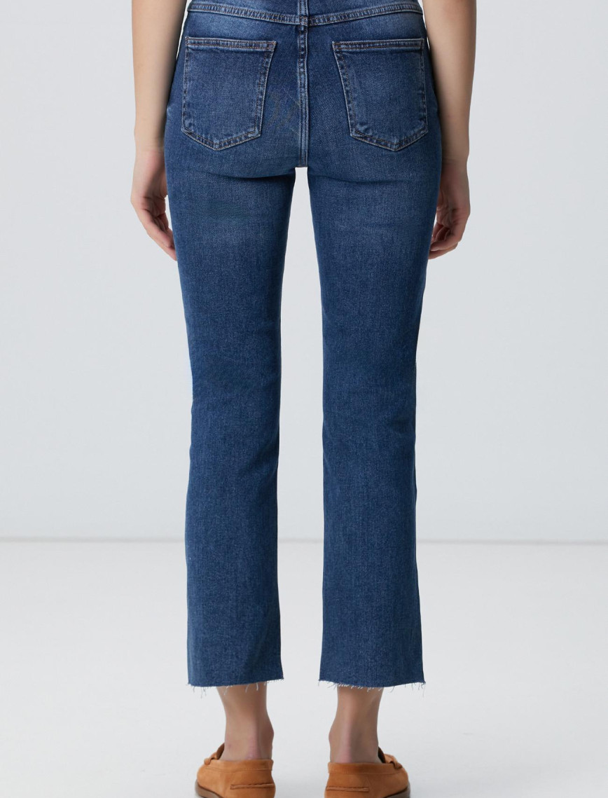 Network Kadın İndigo Kesik Paça Denim Pantolon Network Kadın İndigo Kesik Paça Denim Pantolon