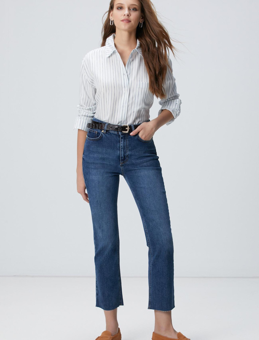 Network Kadın Kırık Beyaz Çizgi Desemli Geniş Kalıp Tencel Gömlek Network Kadın Kırık Beyaz Çizgi Desemli Geniş Kalıp Tencel Gömlek