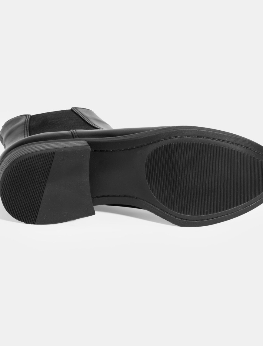 Kadın Siyah Lastikli Deri Chelsea Bot Kadın Siyah Lastikli Deri Chelsea Bot