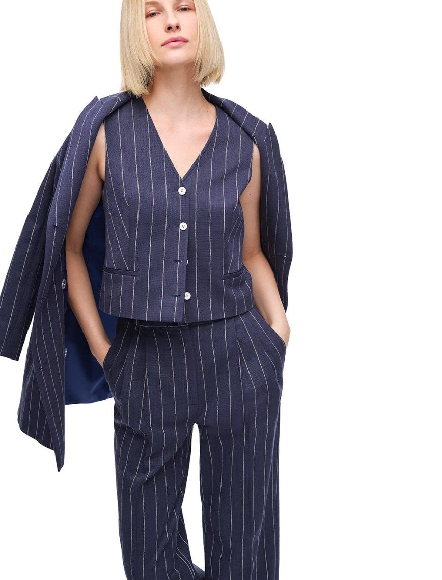 Lacivert Tiran Regular Fit V-Yaka Çizgili Yelek Lacivert Tiran Regular Fit V-Yaka Çizgili Yelek