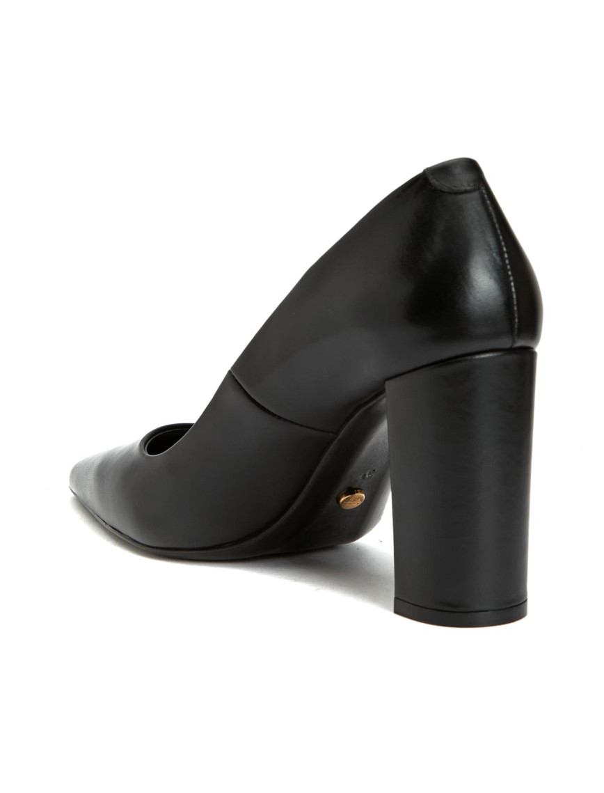 George Hogg Kadın Siyah Deri Topuklu Ayakkabı George Hogg Kadın Siyah Deri Topuklu Ayakkabı