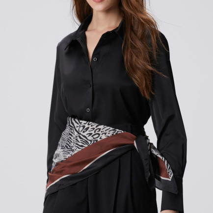 Network Kadın Siyah Geniş Manşetli Saten Gömlek Network Kadın Siyah Geniş Manşetli Saten Gömlek
