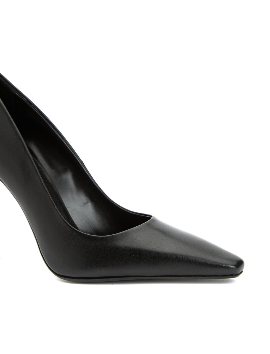 Network Kadın Siyah Deri Topuklu Ayakkabı Network Kadın Siyah Deri Topuklu Ayakkabı