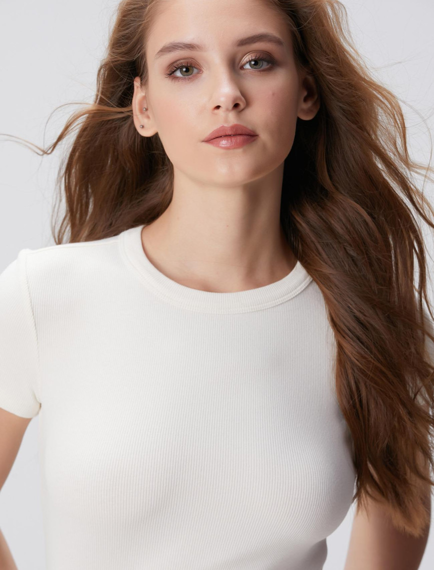 Network Kadın Kırık Beyaz T-shirt Network Kadın Kırık Beyaz T-shirt