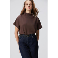 Network Kadın Acı Kahve Çıtçıt Detaylı T-shirt Network Kadın Acı Kahve Çıtçıt Detaylı T-shirt